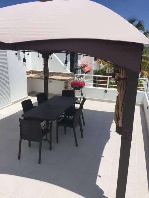 Casa Monik, A Dos Pasos De La Playa Βίλα Κανκούν Εξωτερικό φωτογραφία