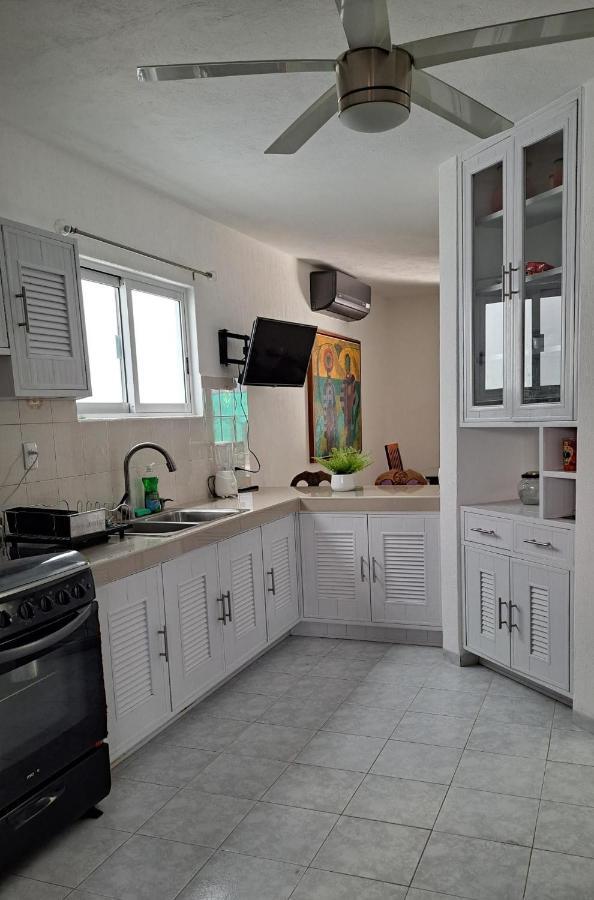 Casa Monik, A Dos Pasos De La Playa Βίλα Κανκούν Εξωτερικό φωτογραφία